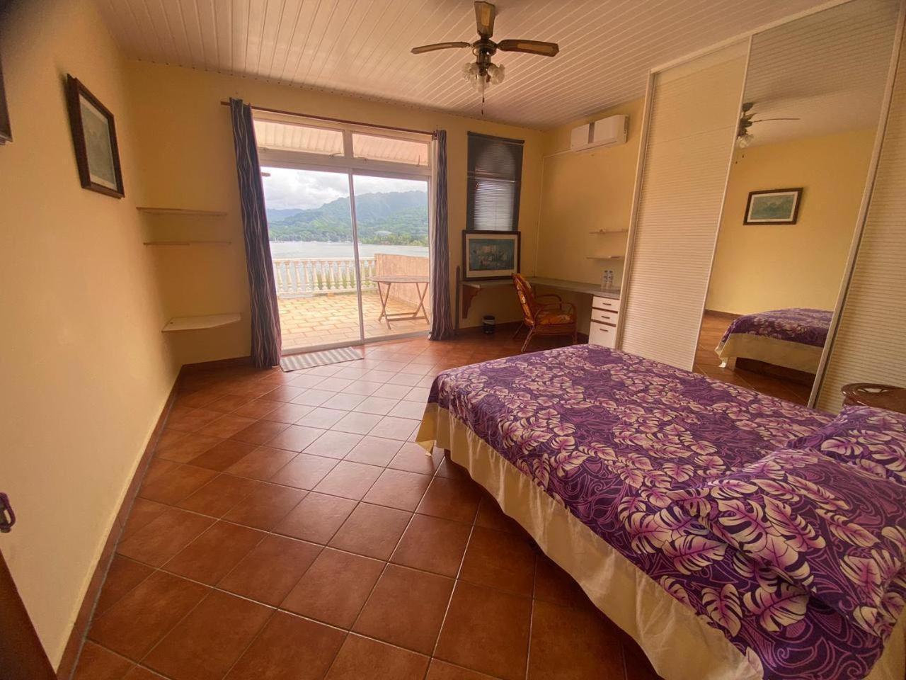 Te Mana Lodge Taravao Luaran gambar